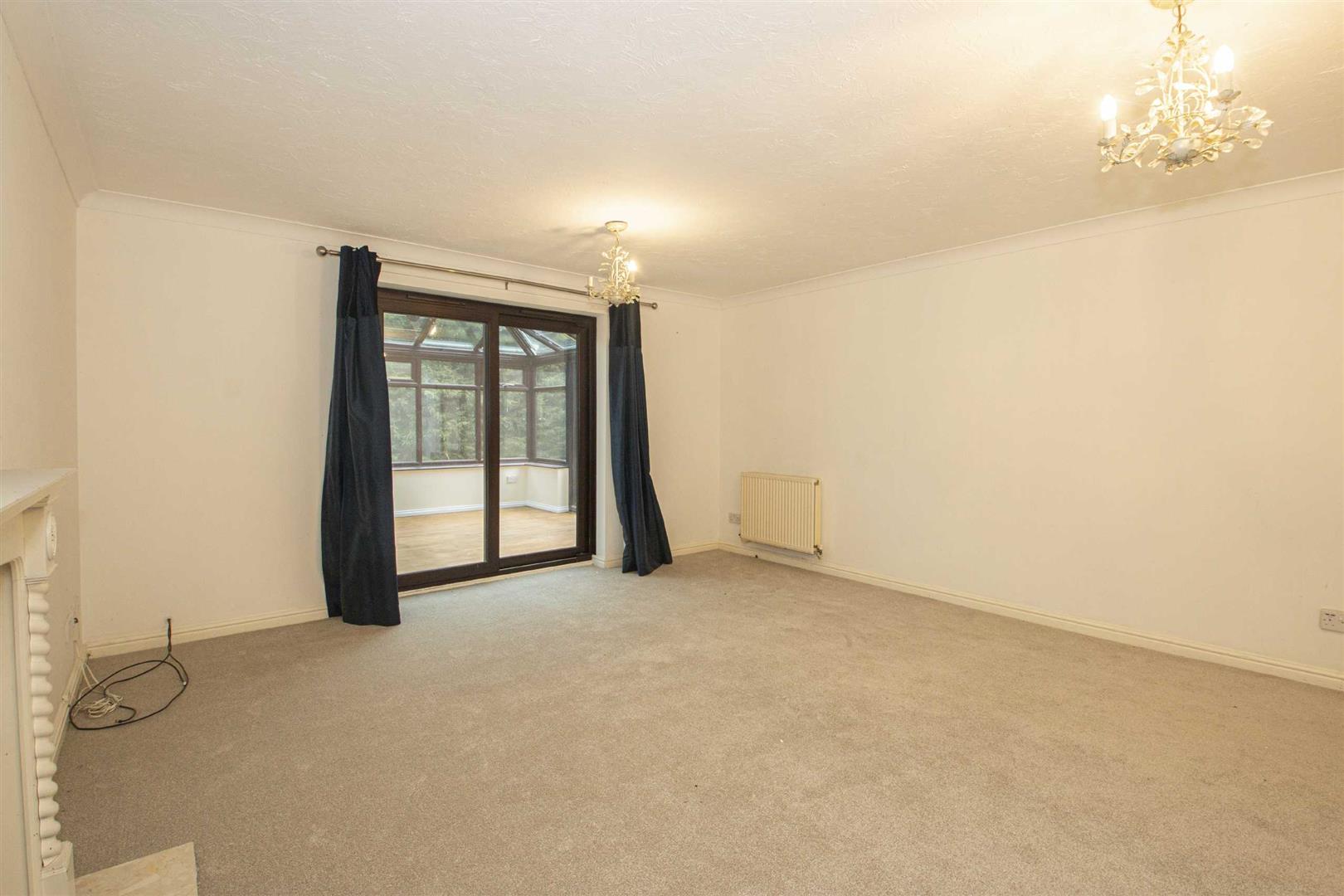 Cardwell Close, Emerson Valley, Milton Keynes